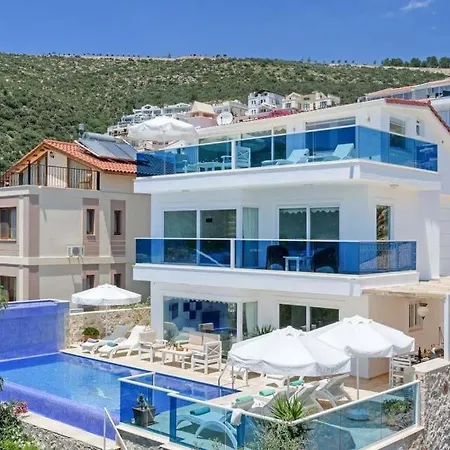 Vilă Sleeps 6 Pool Air Con Wifi T429207 Kalkan